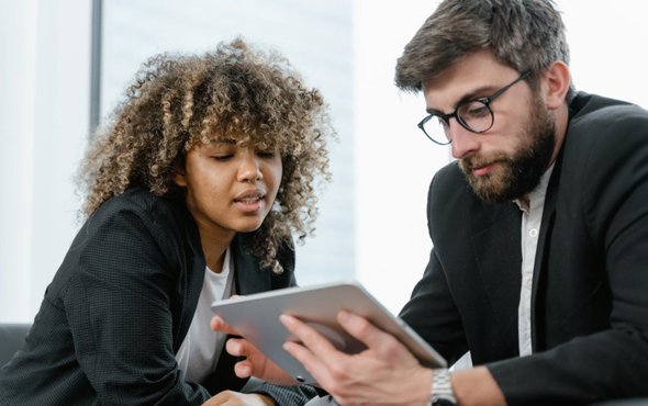 Transversal Trends in Management of Digital Information